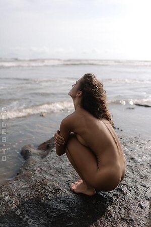 Yuliya Lazarenko Nude Leaked Photo #65