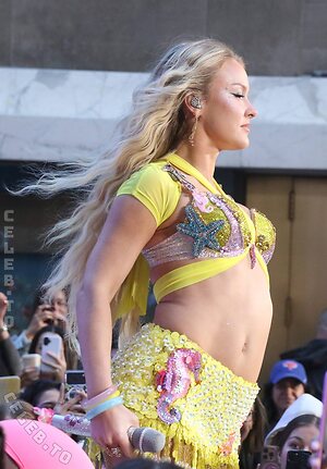 Zara Larsson Nude Leaked Photo #113