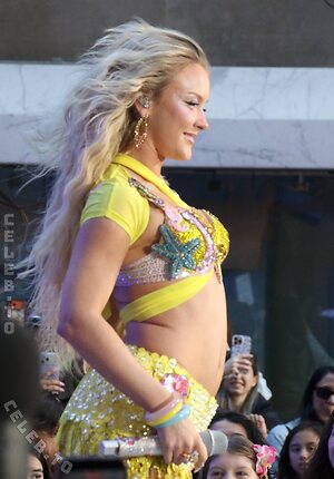 Zara Larsson Nude Leaked Photo #119