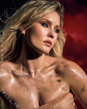 Zara Larsson Nude Leaked Photo #139