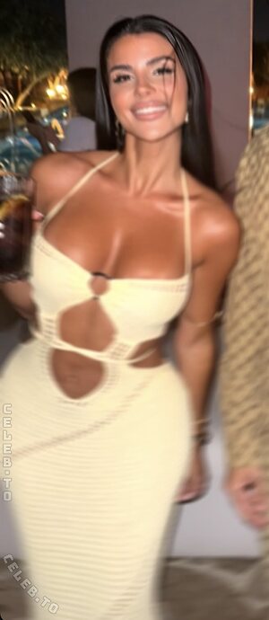 Zara secret Nude Leaked Photo #22