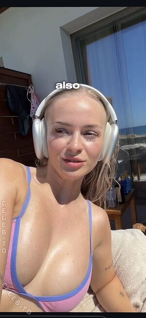 Zclina Nude Leaked Photo #54