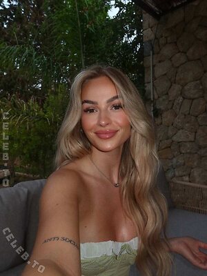 Zclina Nude Leaked Photo #80