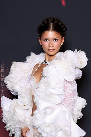 Zendaya Nude Leaked Photo #139