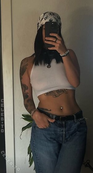 Zoe *333* Nude Leaked Photo #48