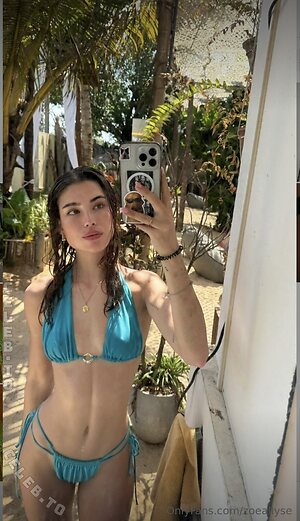 Zoe Allyse Nude Leaked Photo #55