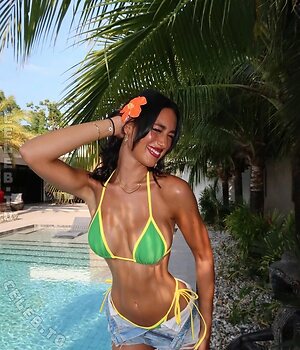 Zoe Müllner Nude Leaked Photo #5