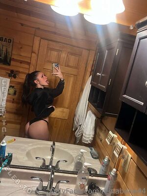 zoeyava Nude Leaked Photo #106
