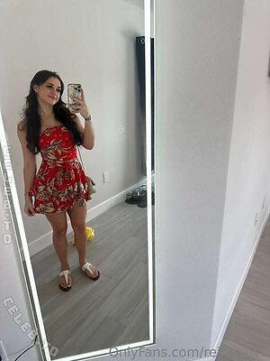 zoeyava photo