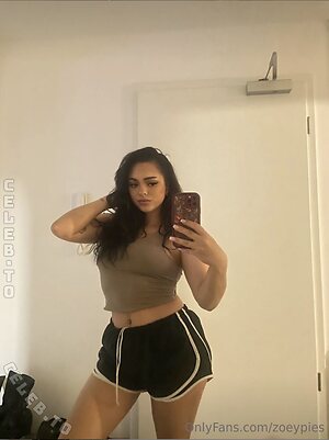 ZoeyPies Nude Leaked Photo #21